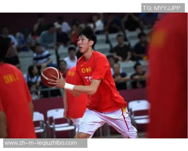 周琦完成眼角膜缝合手术四年前曾遭遇视网膜裂孔困扰